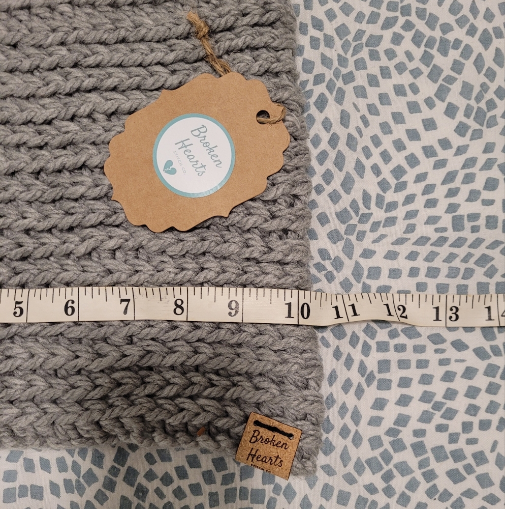 Handmade Cowl - Picture 3 of 3